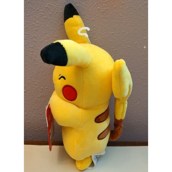 Pokemon Pikachu 9 inch Soft Plush - Pikachu Winking - Picture 2 of 7